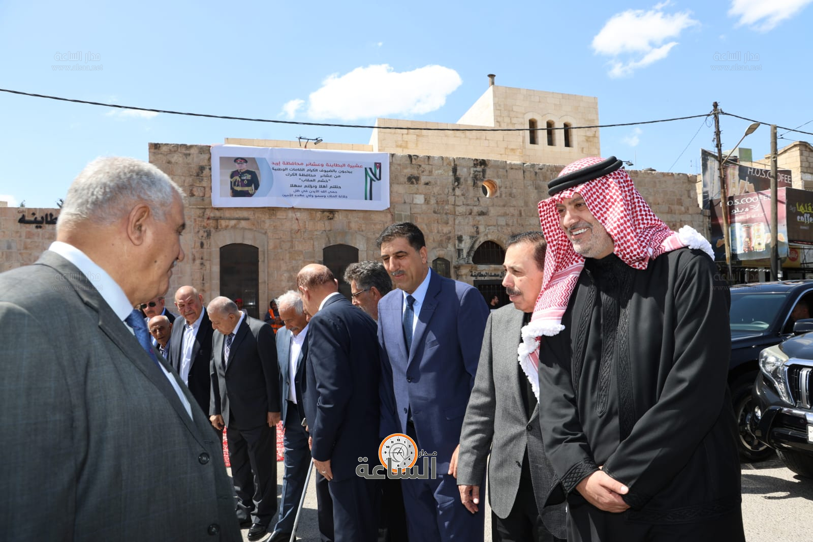 Madar Al-Saa Images 0.06931098939838054