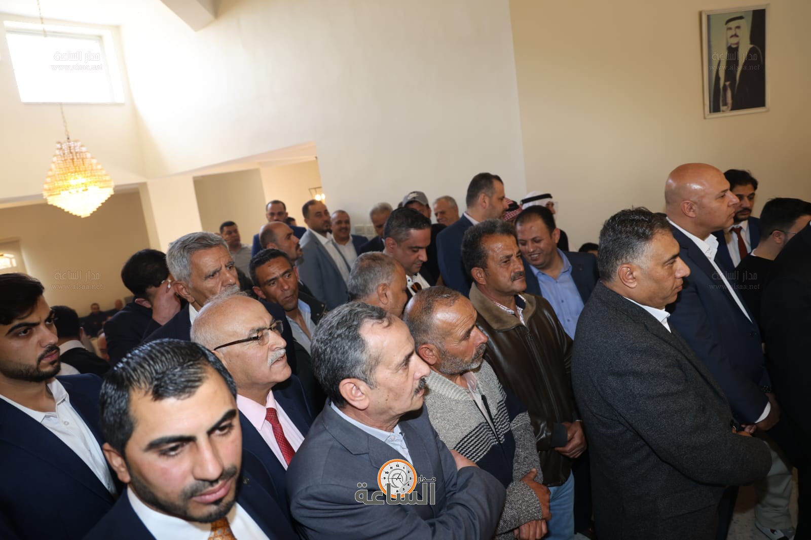 Madar Al-Saa Images 0.15567239677284128