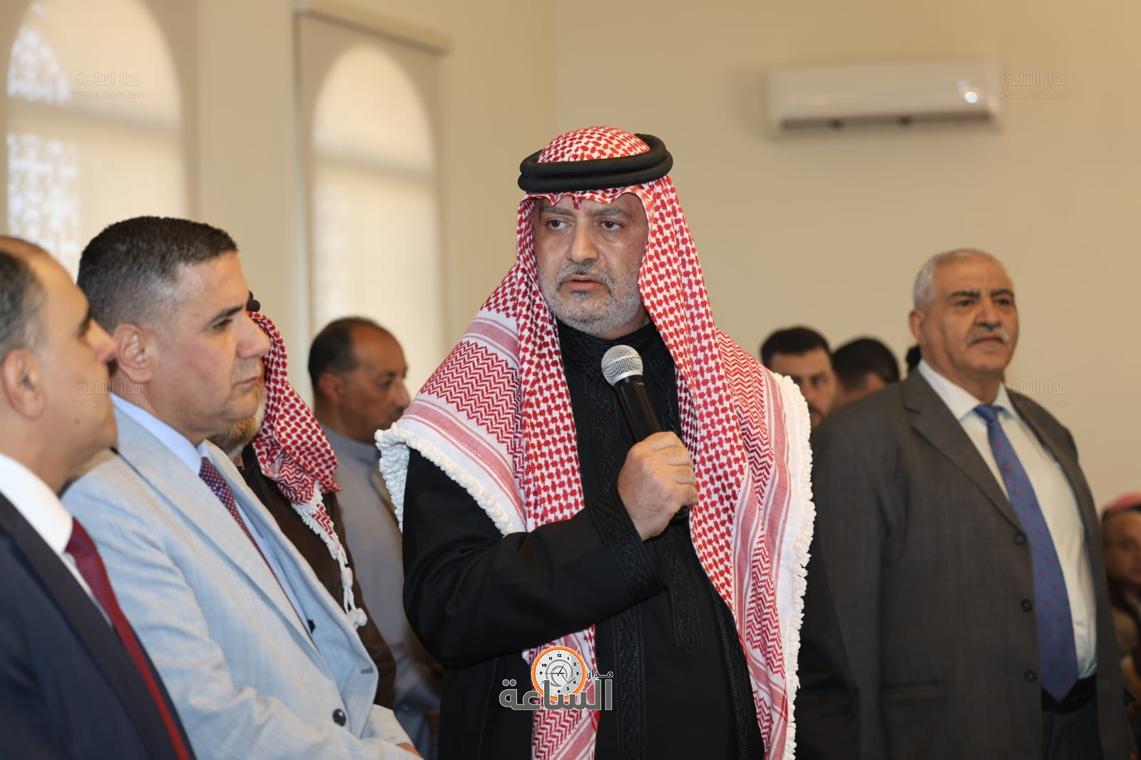 Madar Al-Saa Images 0.9452408031252002