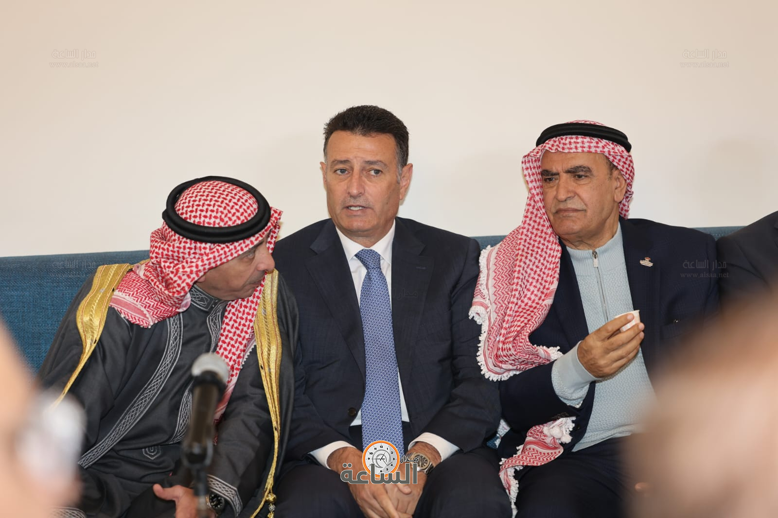 Madar Al-Saa Images 0.9134704145435508