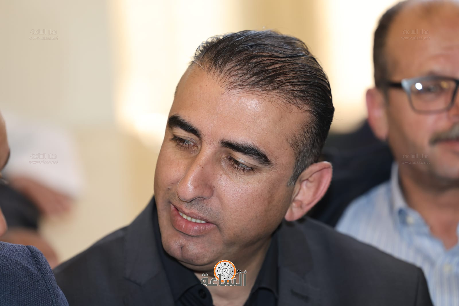 Madar Al-Saa Images 0.9049440643925872