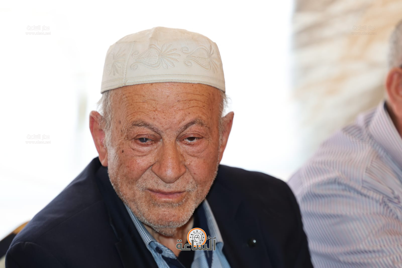 Madar Al-Saa Images 0.992418427688323