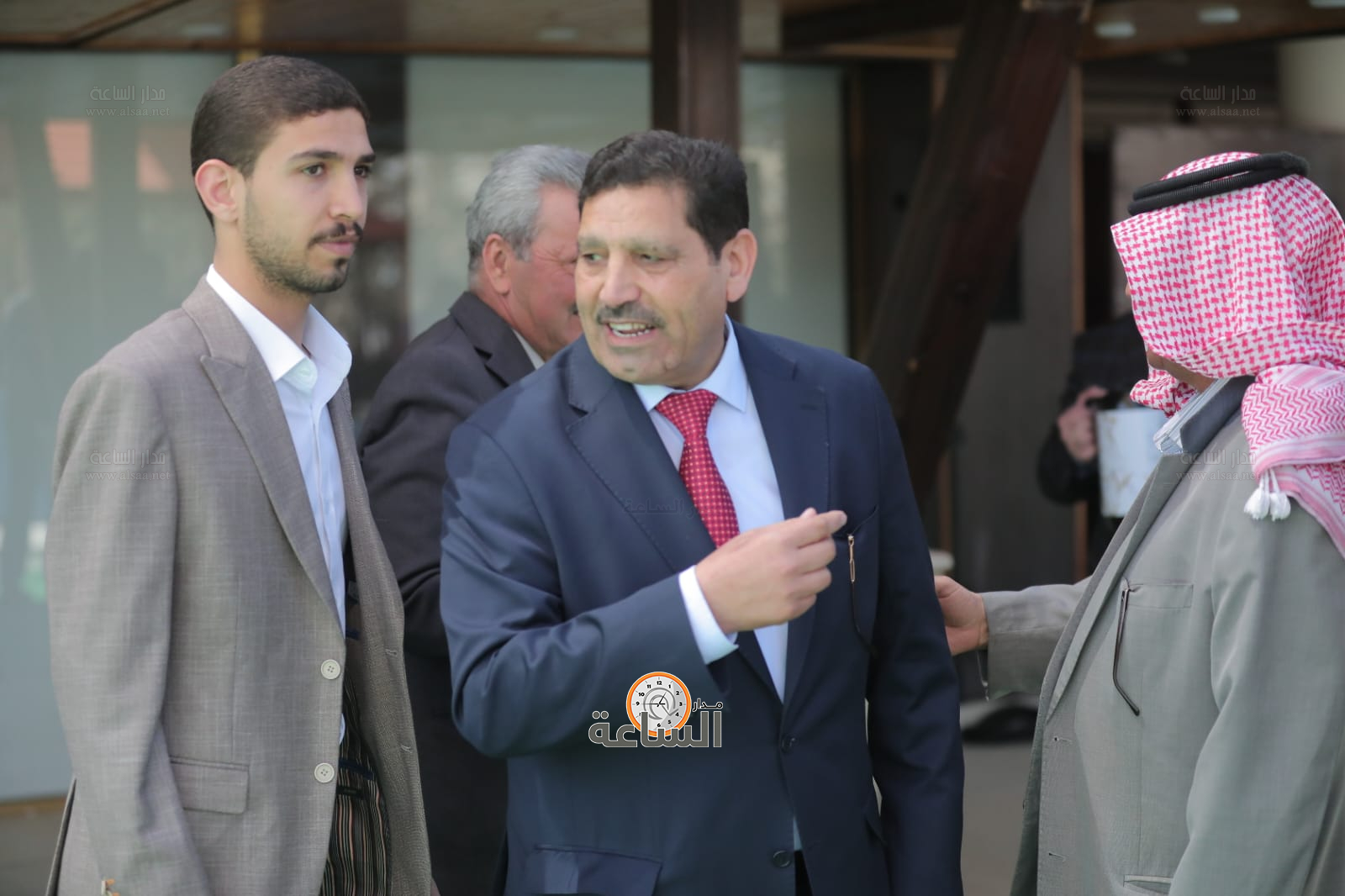 Madar Al-Saa Images 0.766535858148552