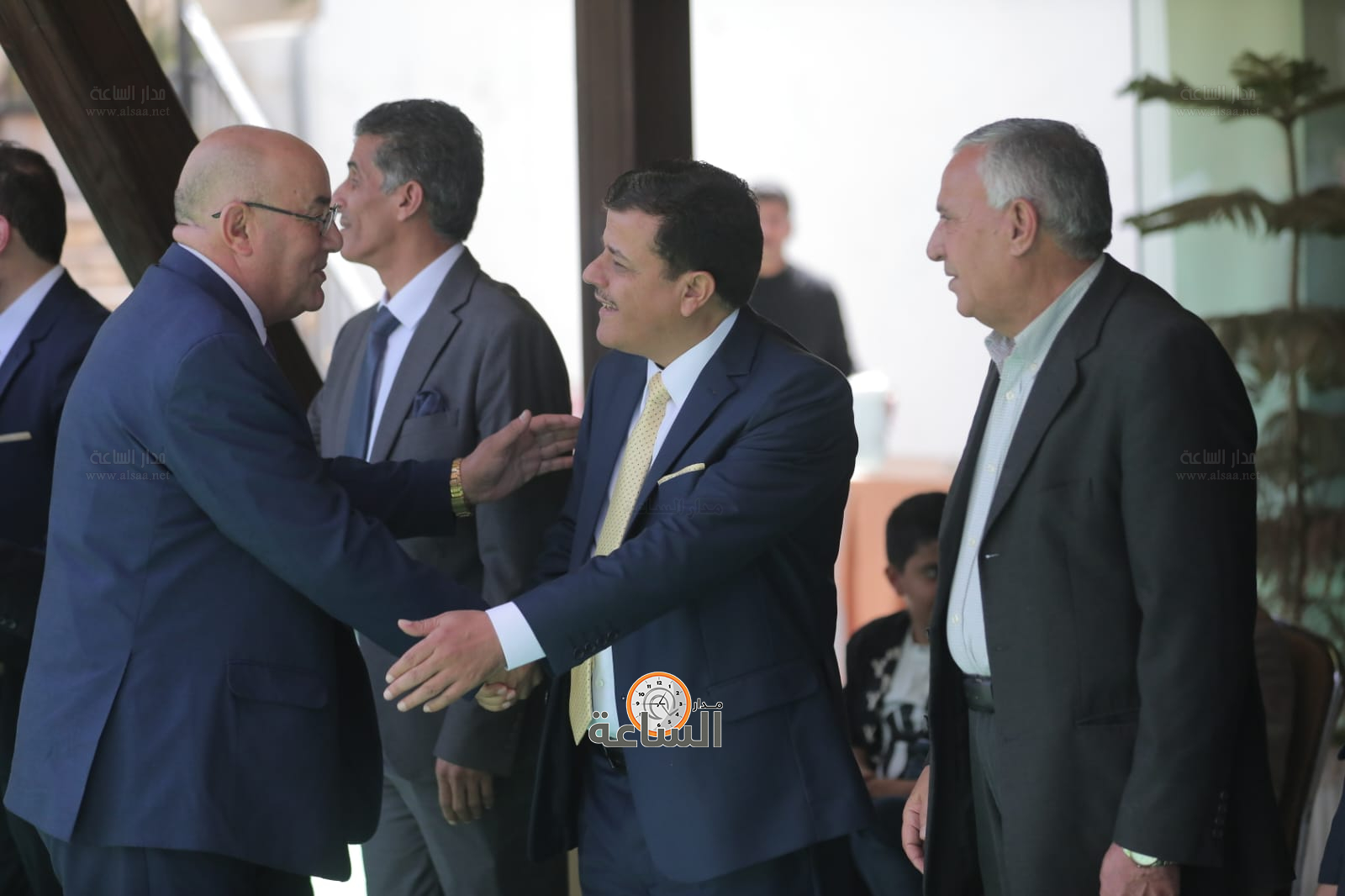 Madar Al-Saa Images 0.5303159788514251