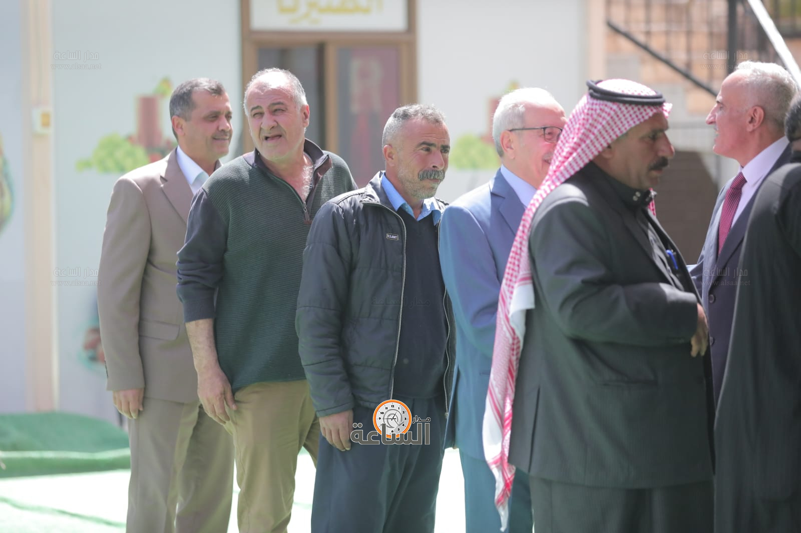 Madar Al-Saa Images 0.5602571696967806