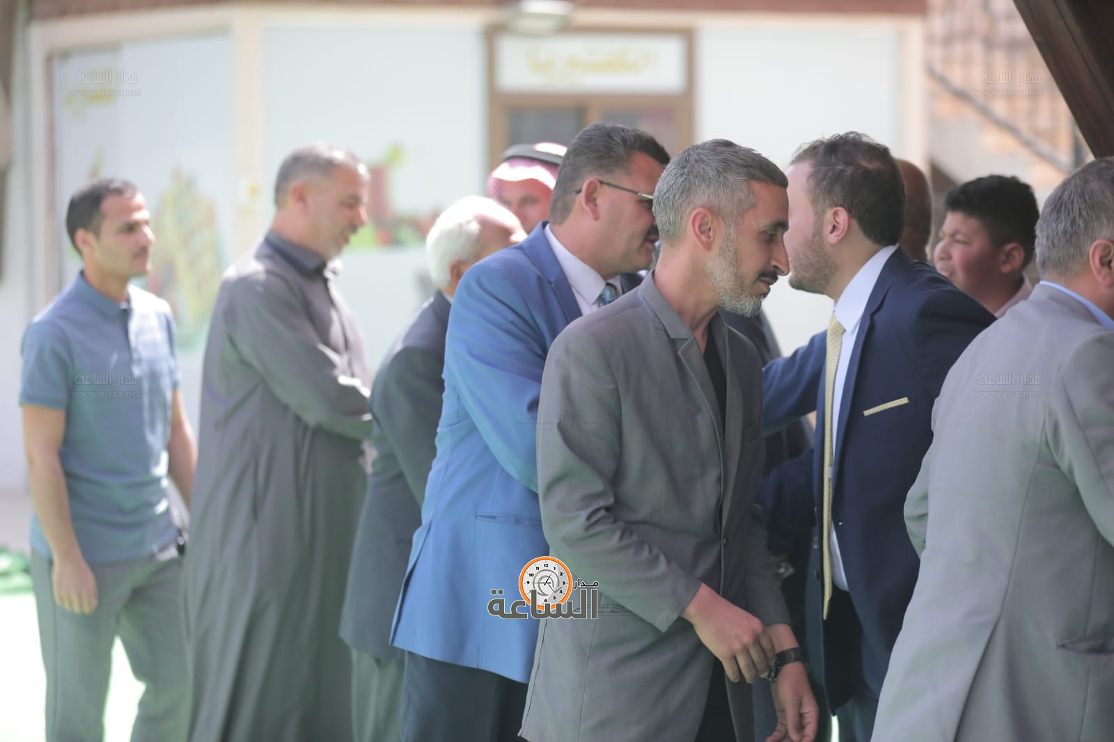 Madar Al-Saa Images 0.44948415274742914