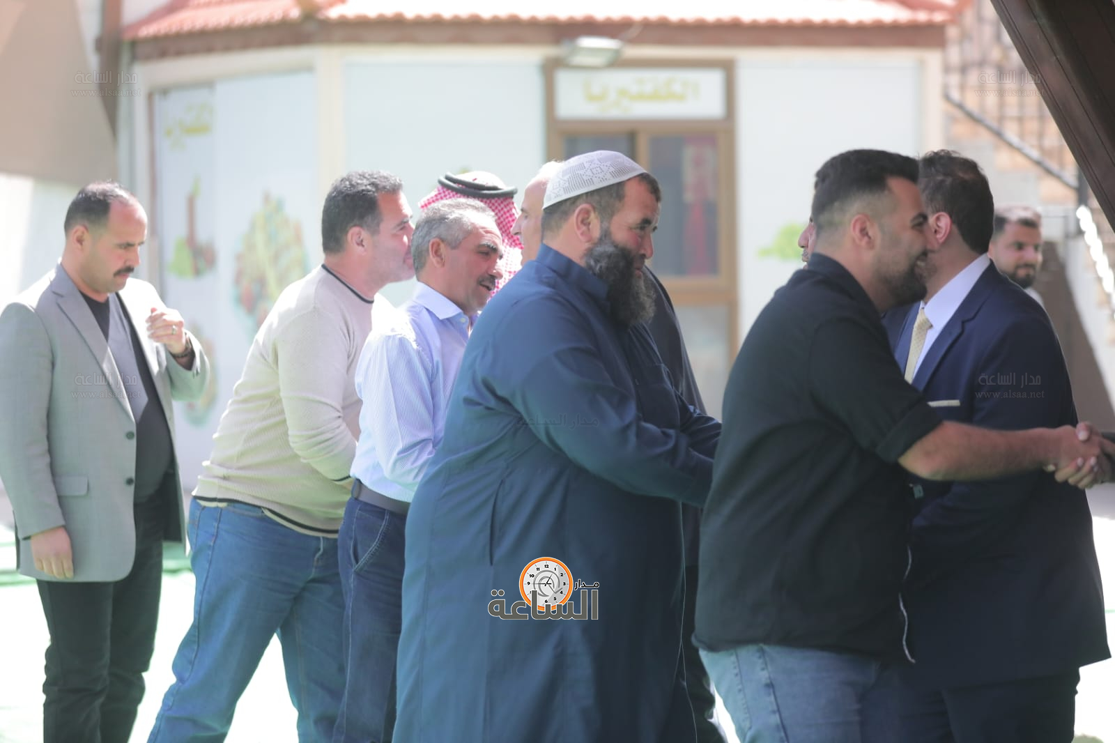 Madar Al-Saa Images 0.10877599109618852