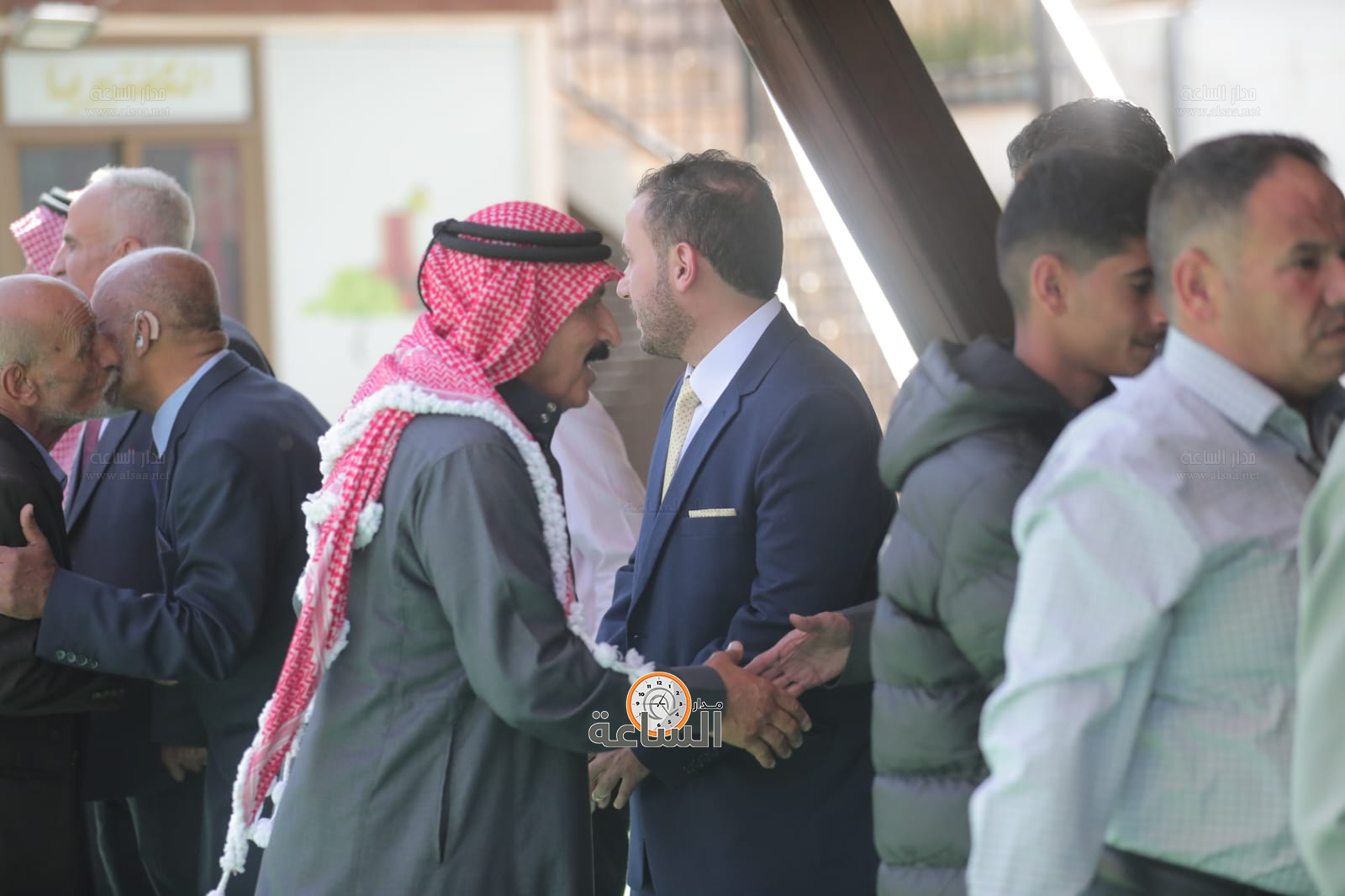 Madar Al-Saa Images 0.4191741180088713