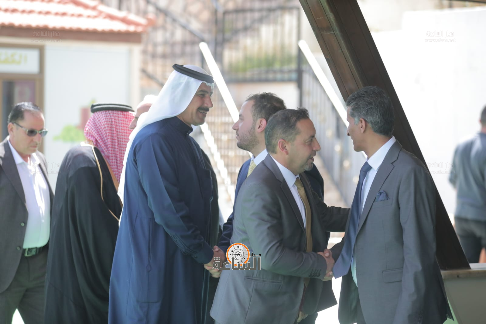 Madar Al-Saa Images 0.6536215168475119