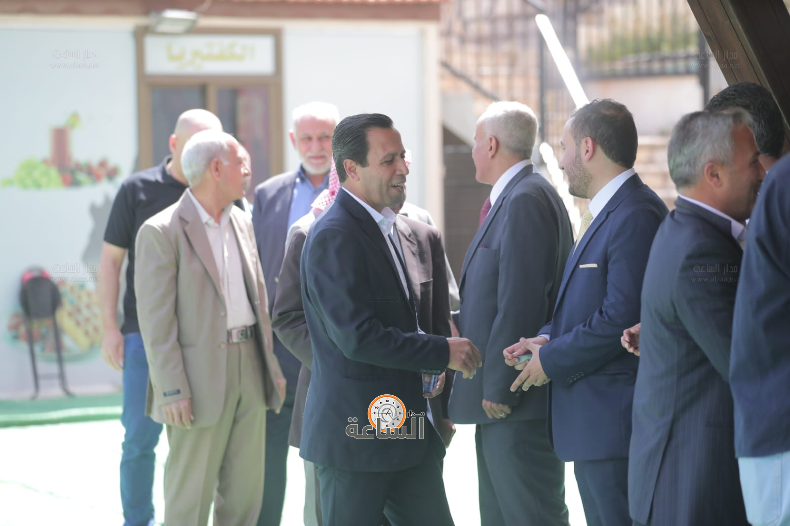 Madar Al-Saa Images 0.8863900023380364