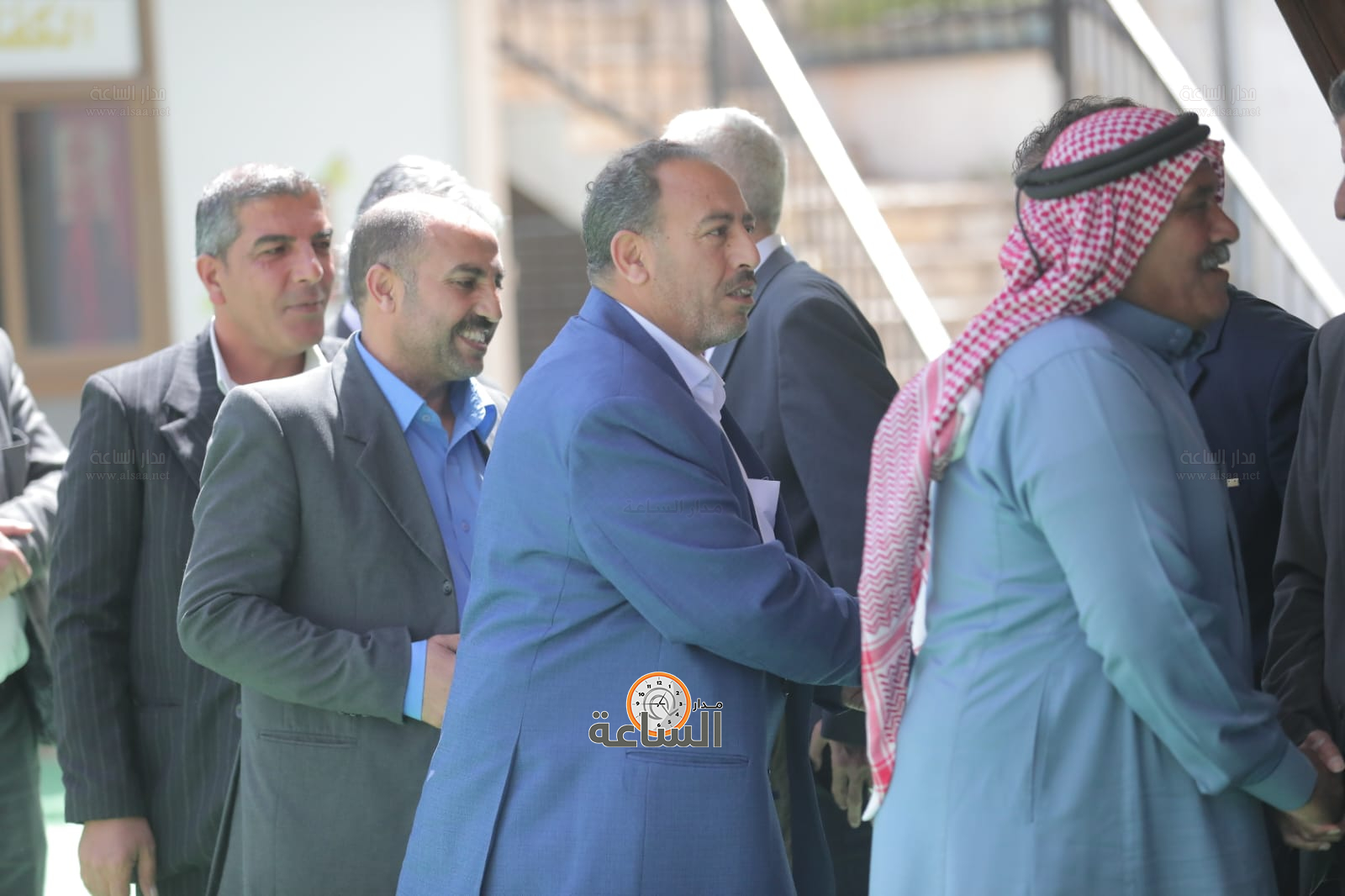 Madar Al-Saa Images 0.6440145964272144