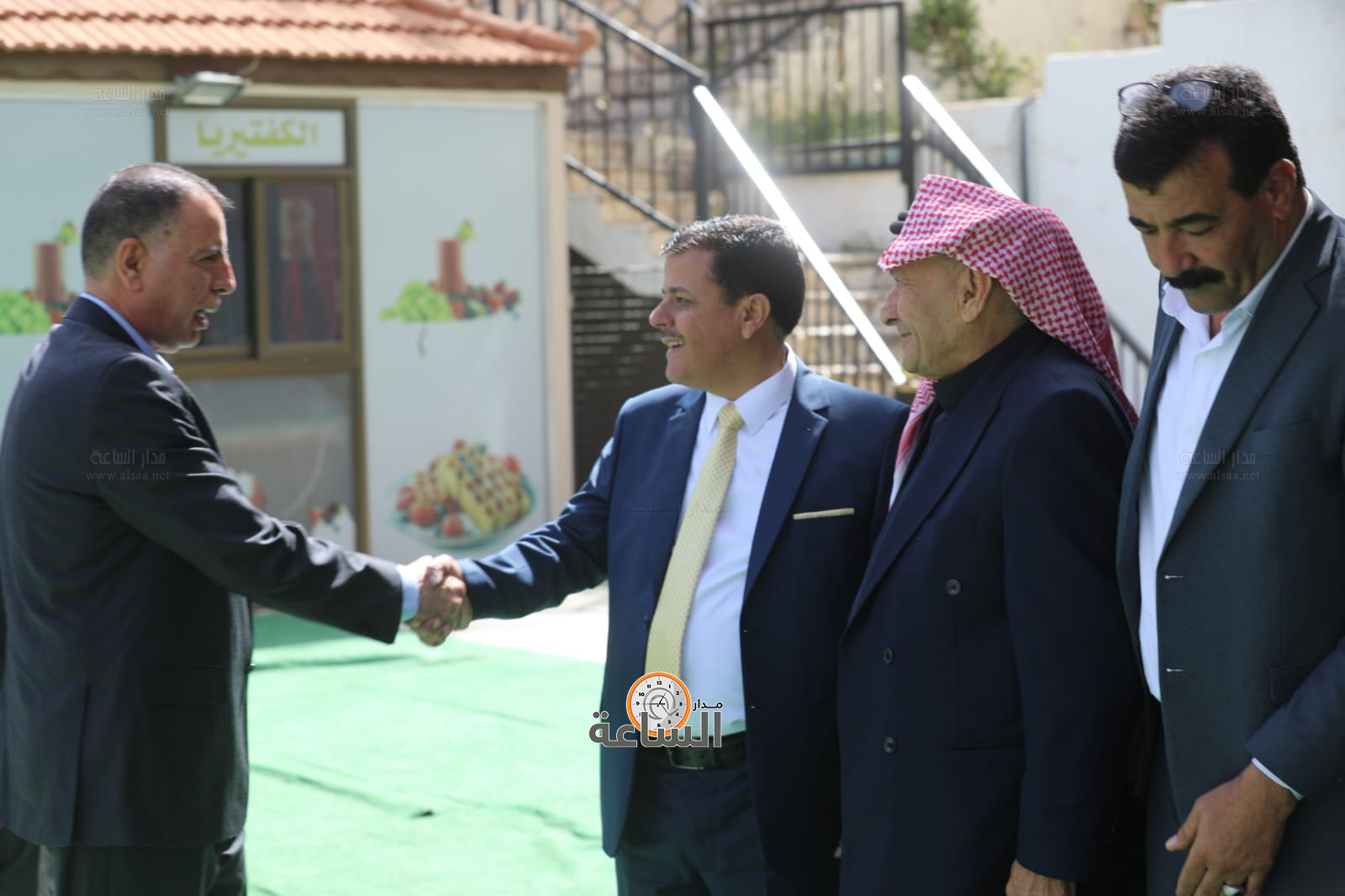 Madar Al-Saa Images 0.1749128451665758