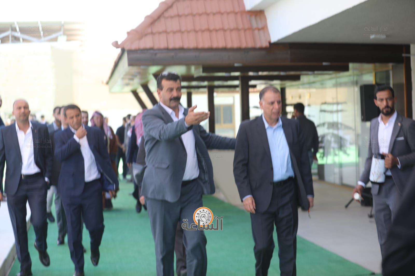 Madar Al-Saa Images 0.825949552855811