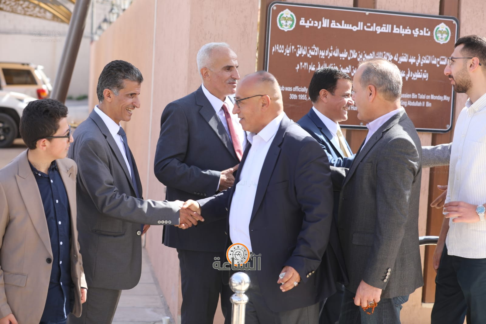 Madar Al-Saa Images 0.43963646088979913