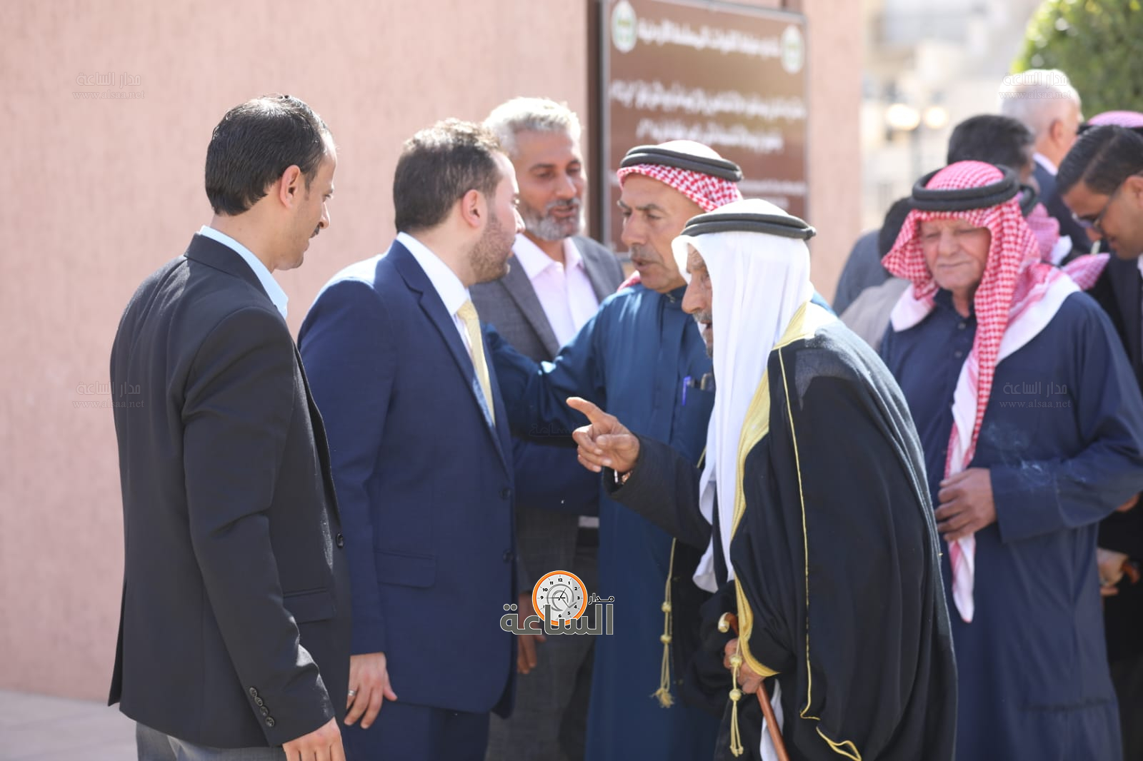 Madar Al-Saa Images 0.05825457143063151