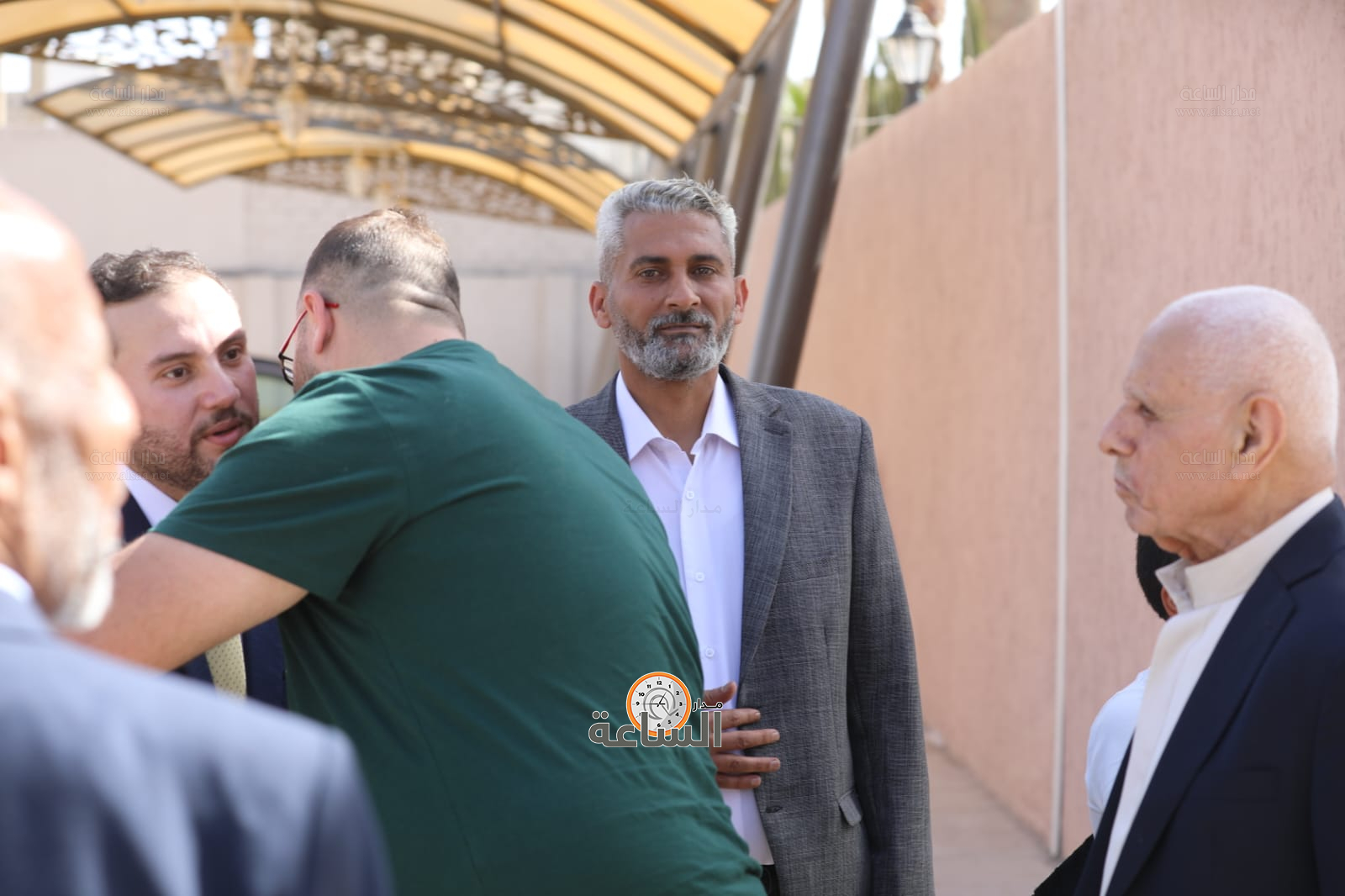 Madar Al-Saa Images 0.5636937048636723