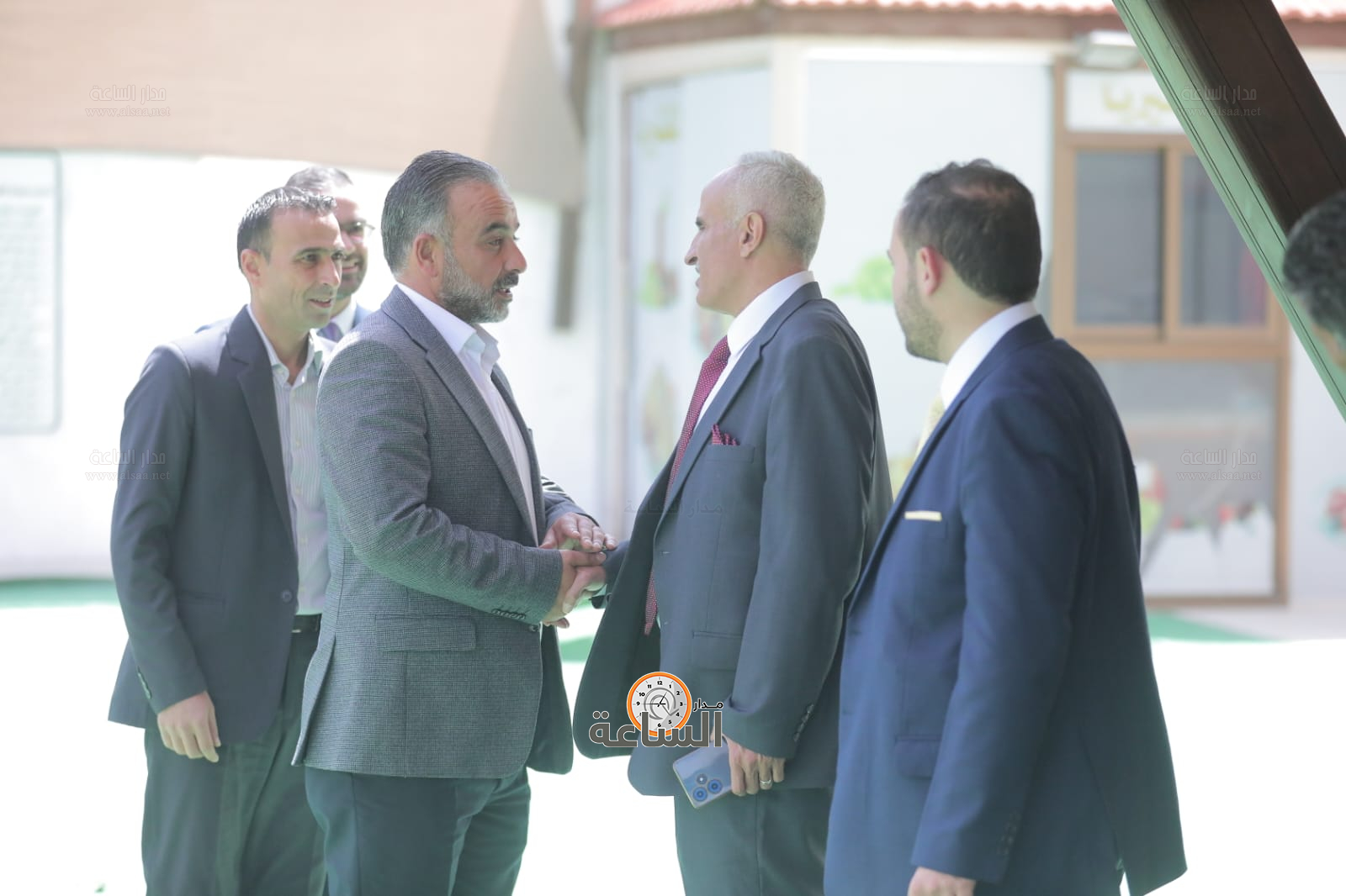 Madar Al-Saa Images 0.6262287766376882