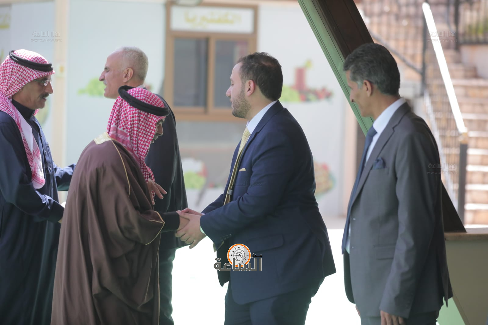 Madar Al-Saa Images 0.09301186080358592