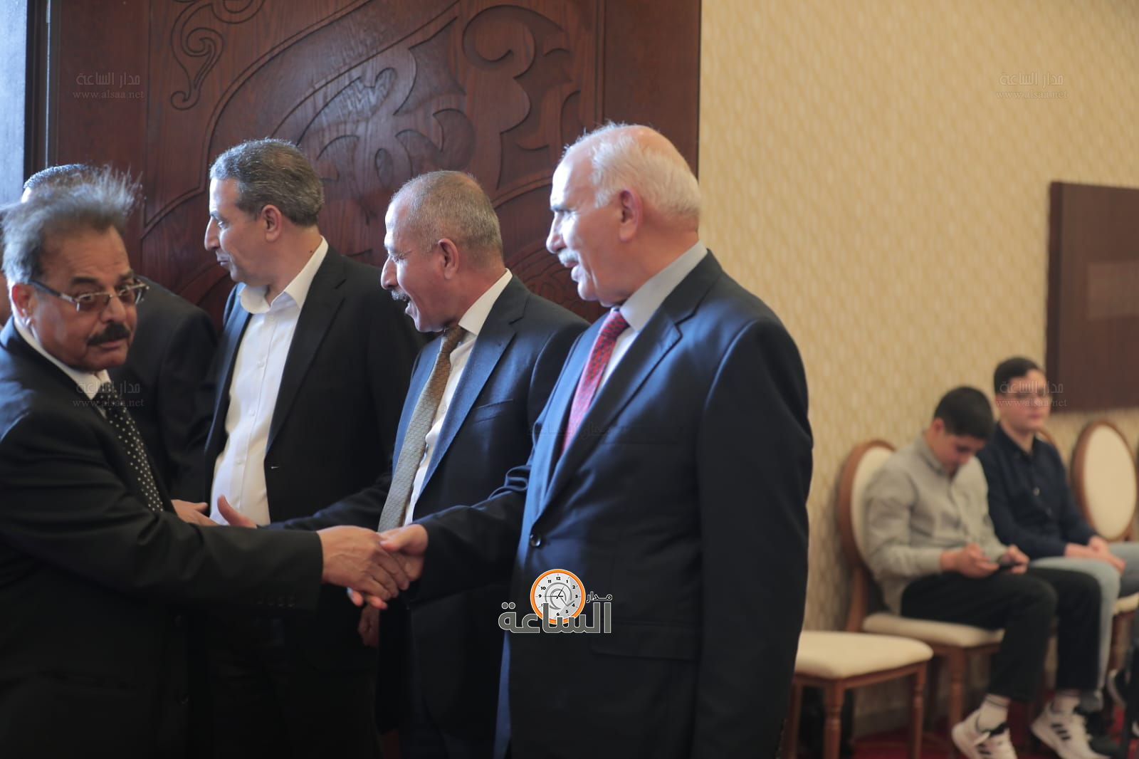 Madar Al-Saa Images 0.88774414315995