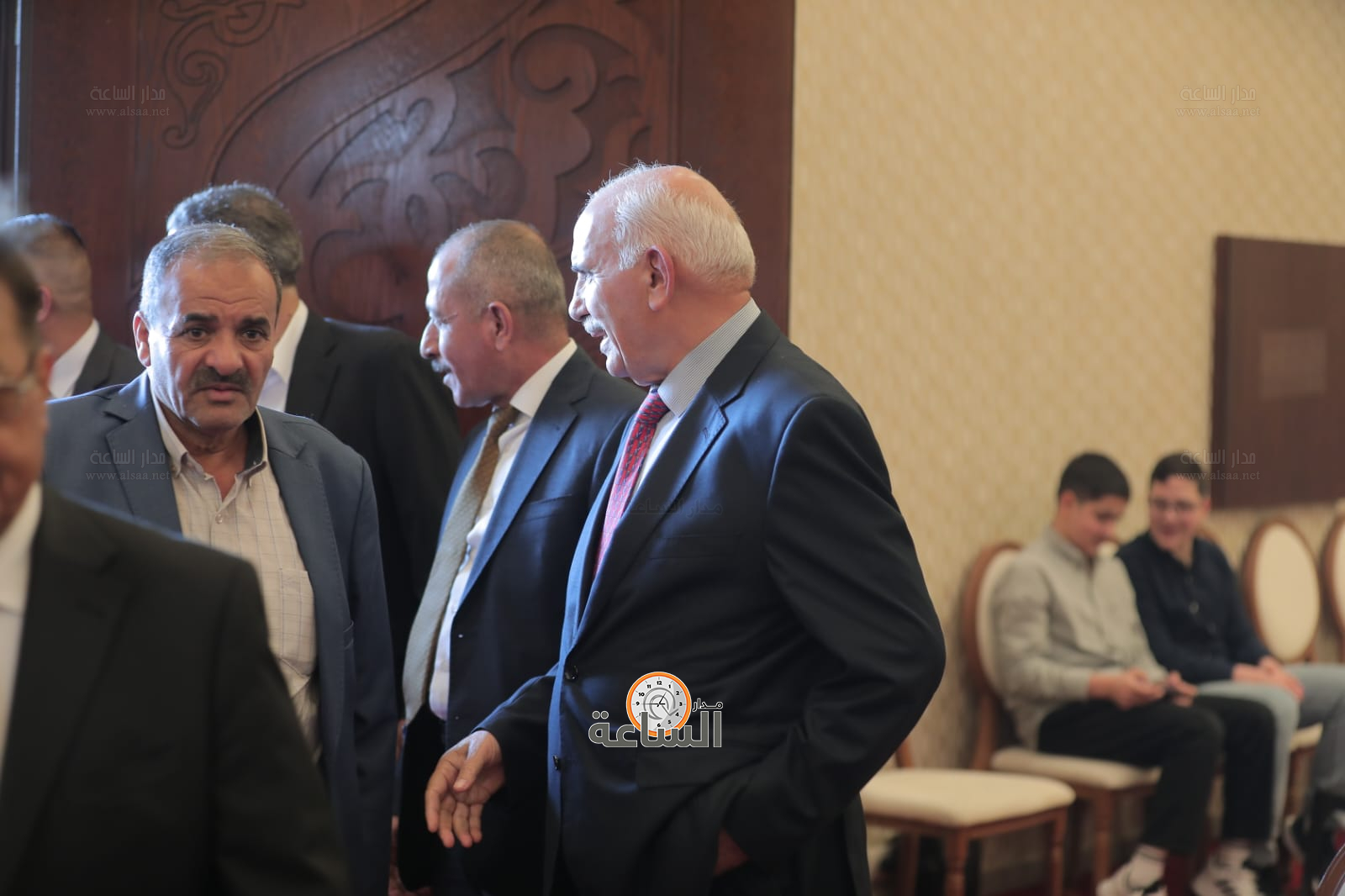 Madar Al-Saa Images 0.6968979649104032