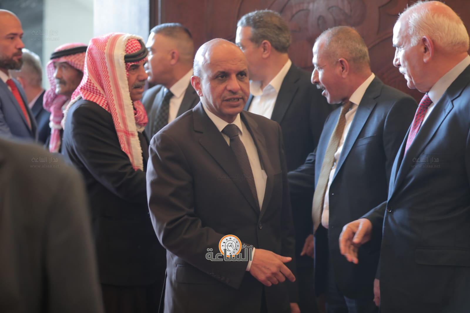 Madar Al-Saa Images 0.6765670299215658