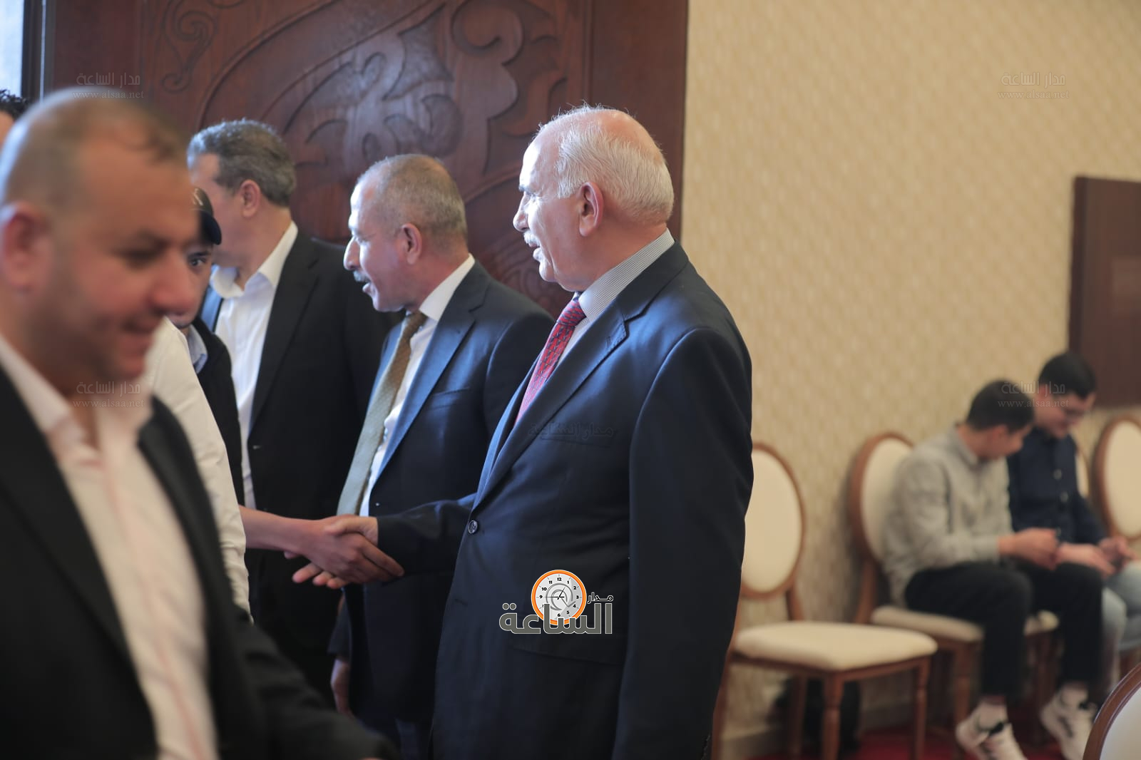 Madar Al-Saa Images 0.7474131910837631