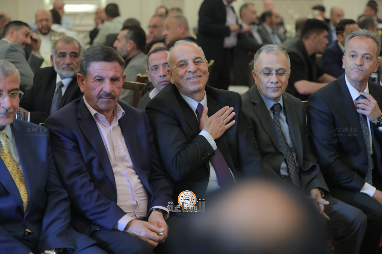 Madar Al-Saa Images 0.6830645514099876