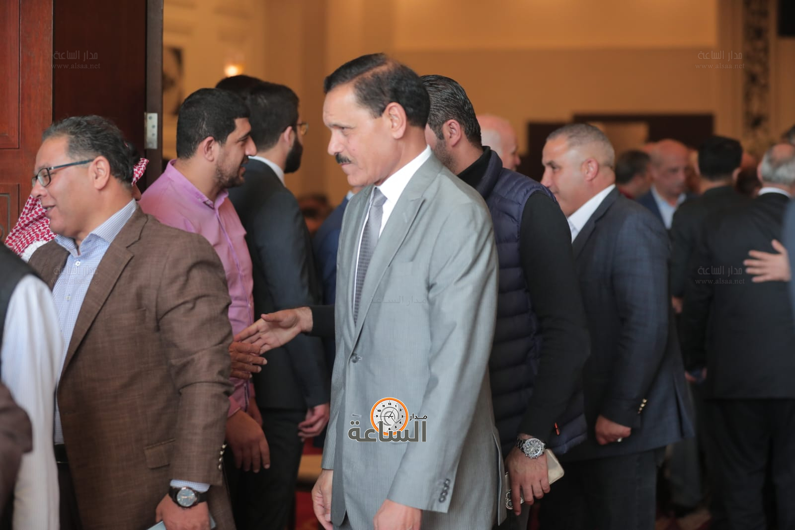 Madar Al-Saa Images 0.38811743109373964