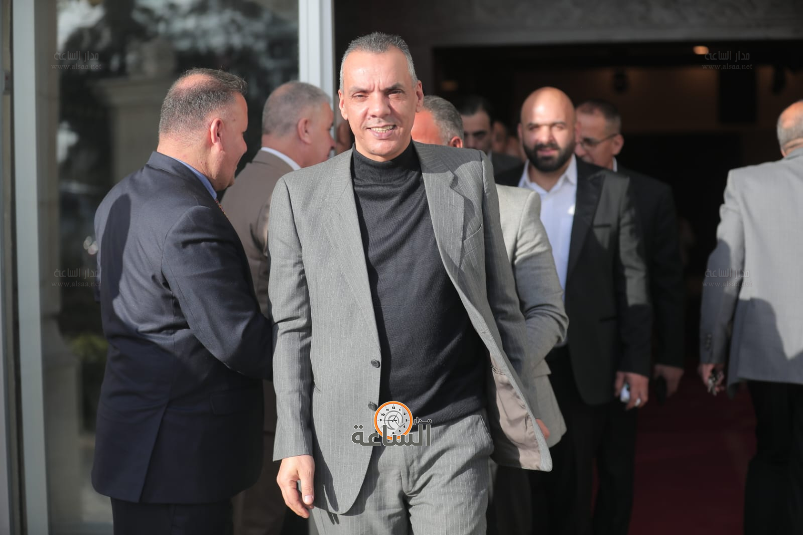 Madar Al-Saa Images 0.3490570394942105