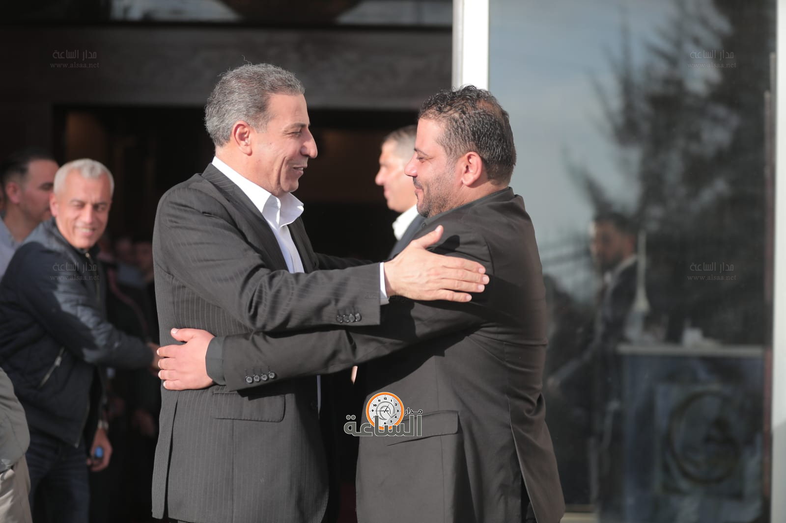 Madar Al-Saa Images 0.5252684729643595