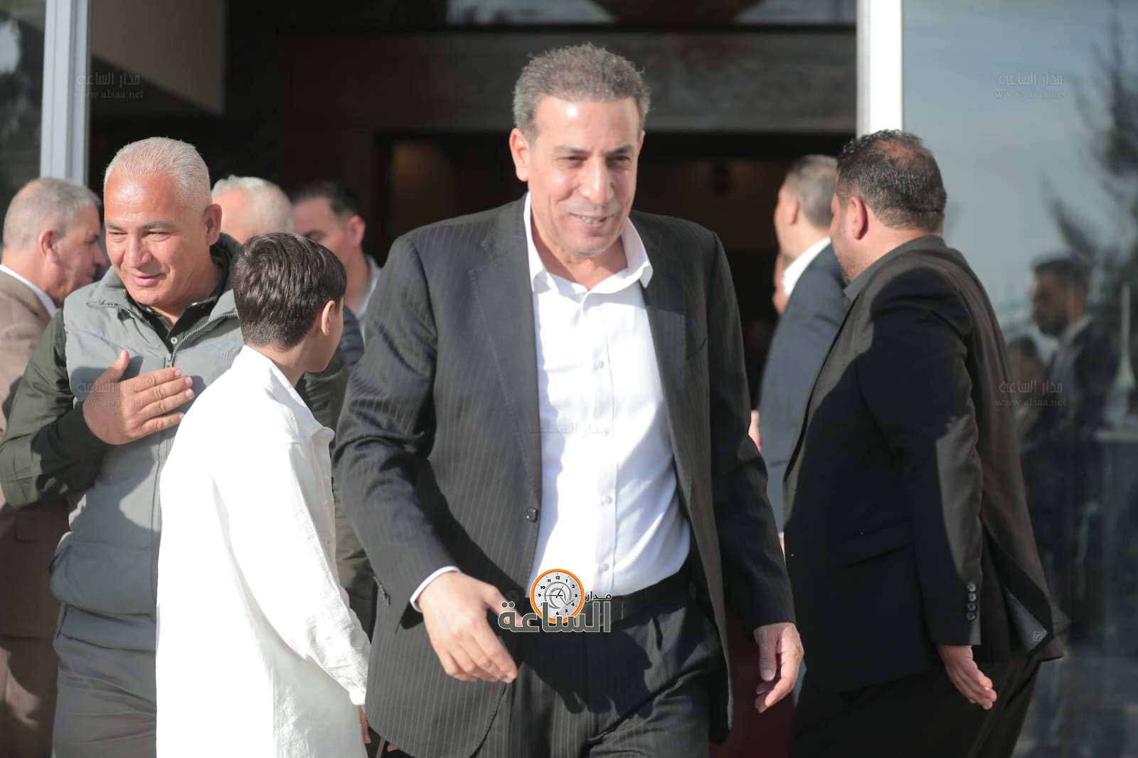 Madar Al-Saa Images 0.9021055406821594