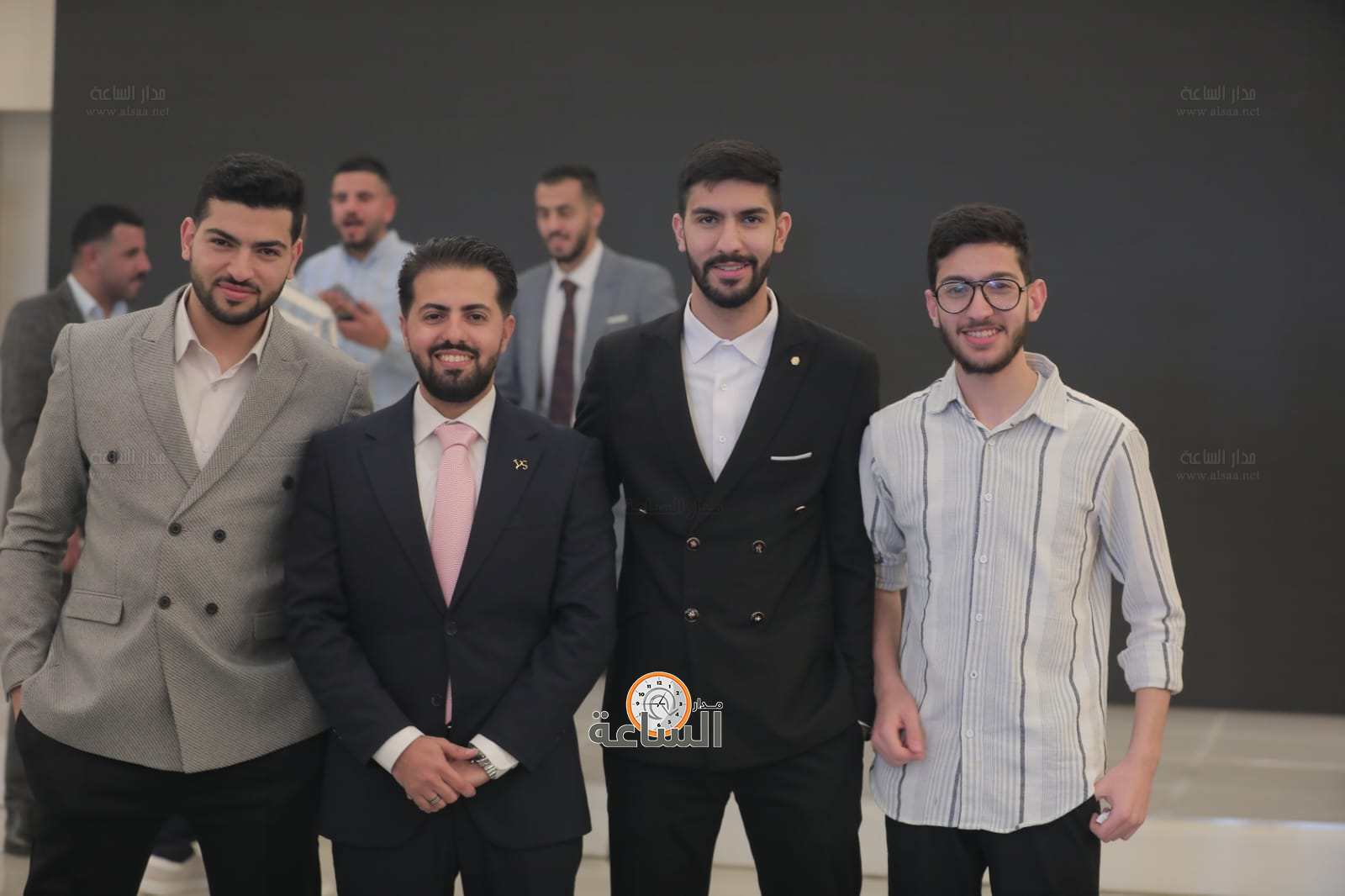 Madar Al-Saa Images 0.9494113778137914