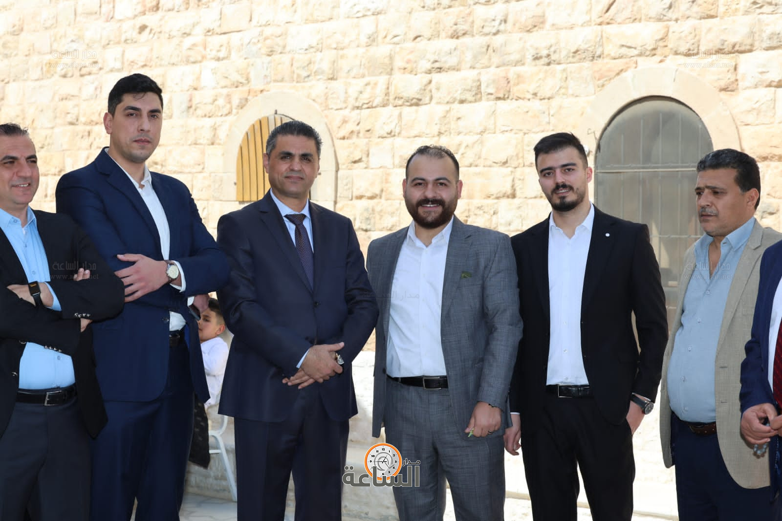 Madar Al-Saa Images 0.016454668588432364