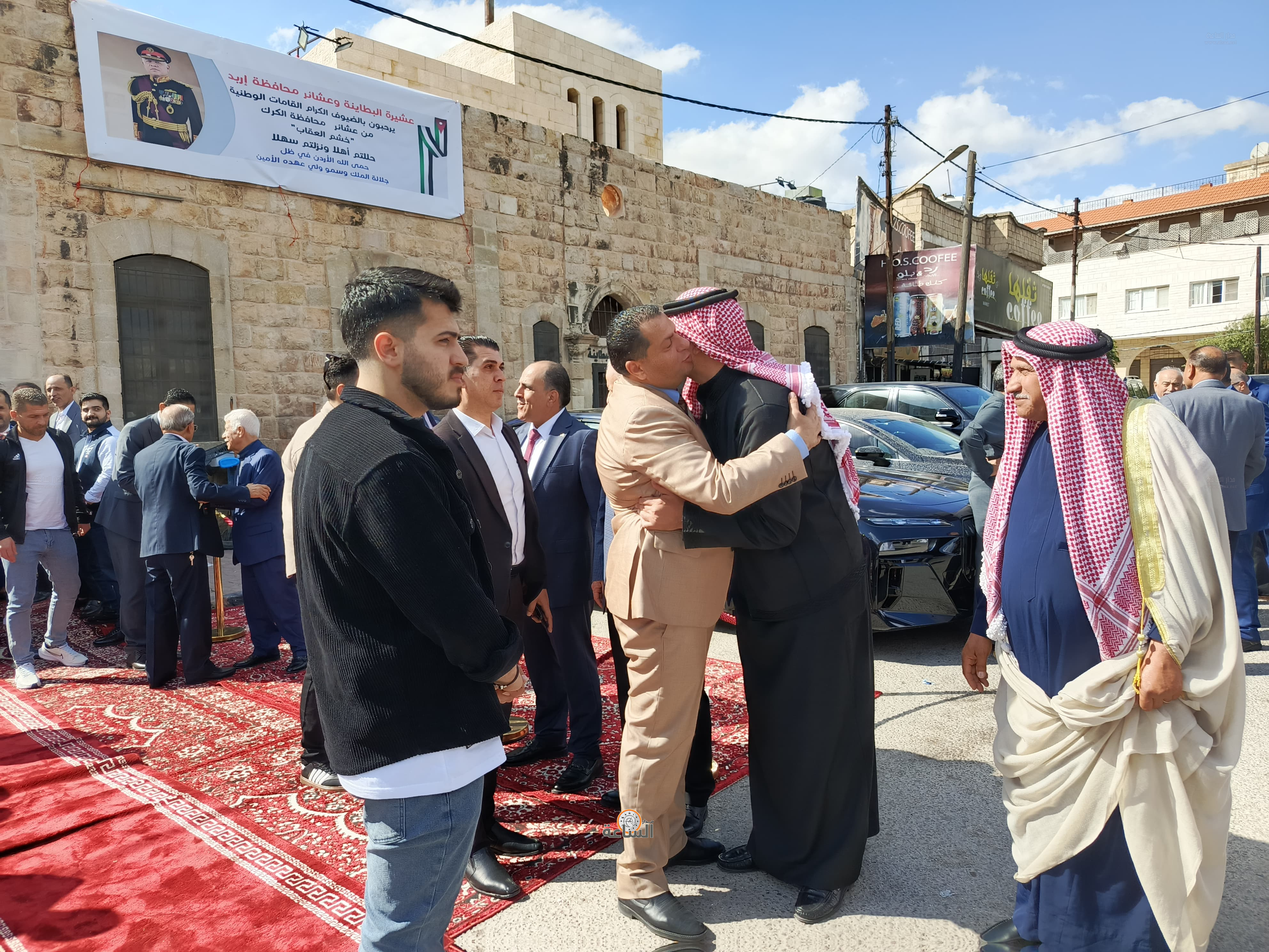 Madar Al-Saa Images 0.2298537132908367