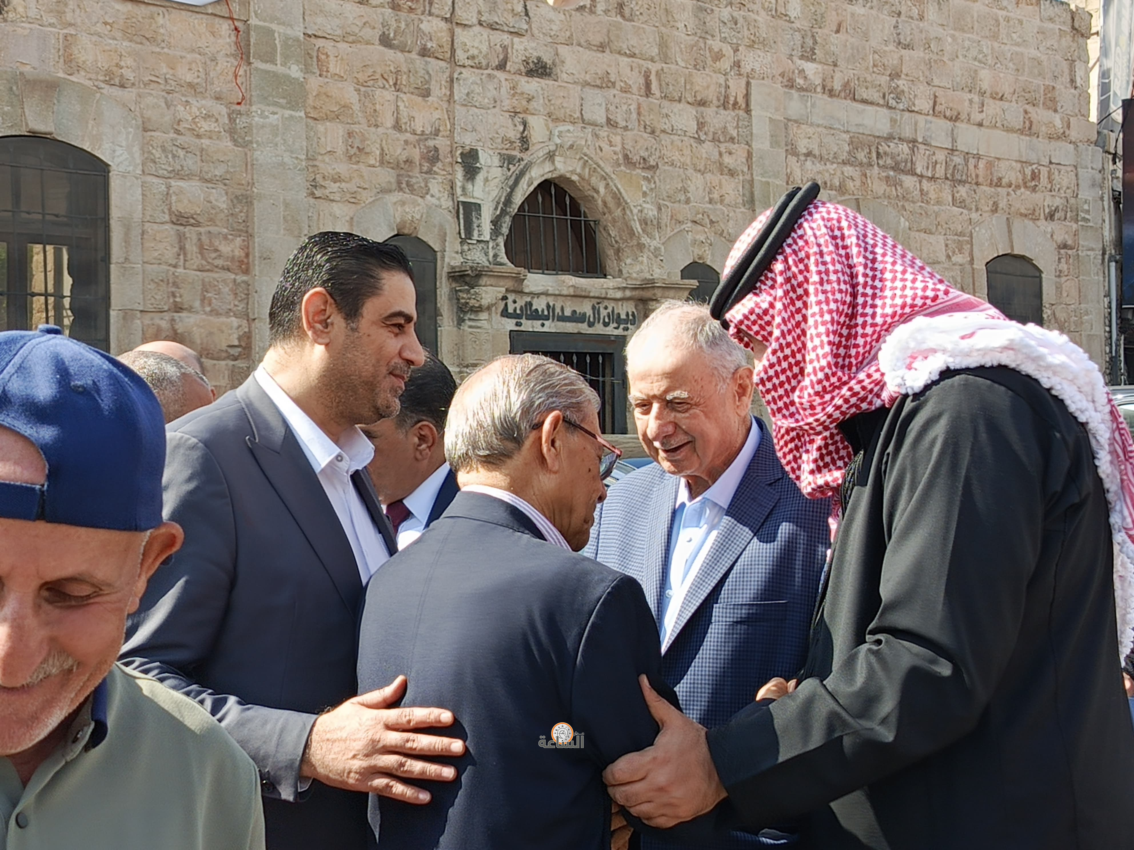 Madar Al-Saa Images 0.6525858535704947