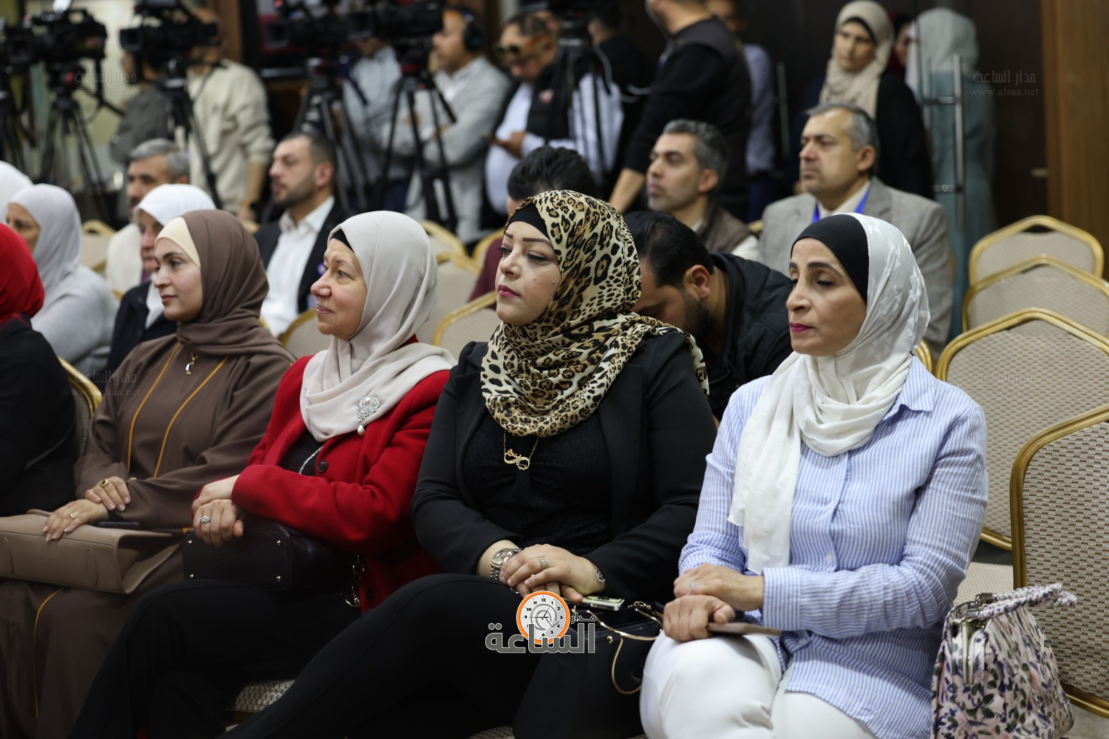 Madar Al-Saa Images 0.948945665671102