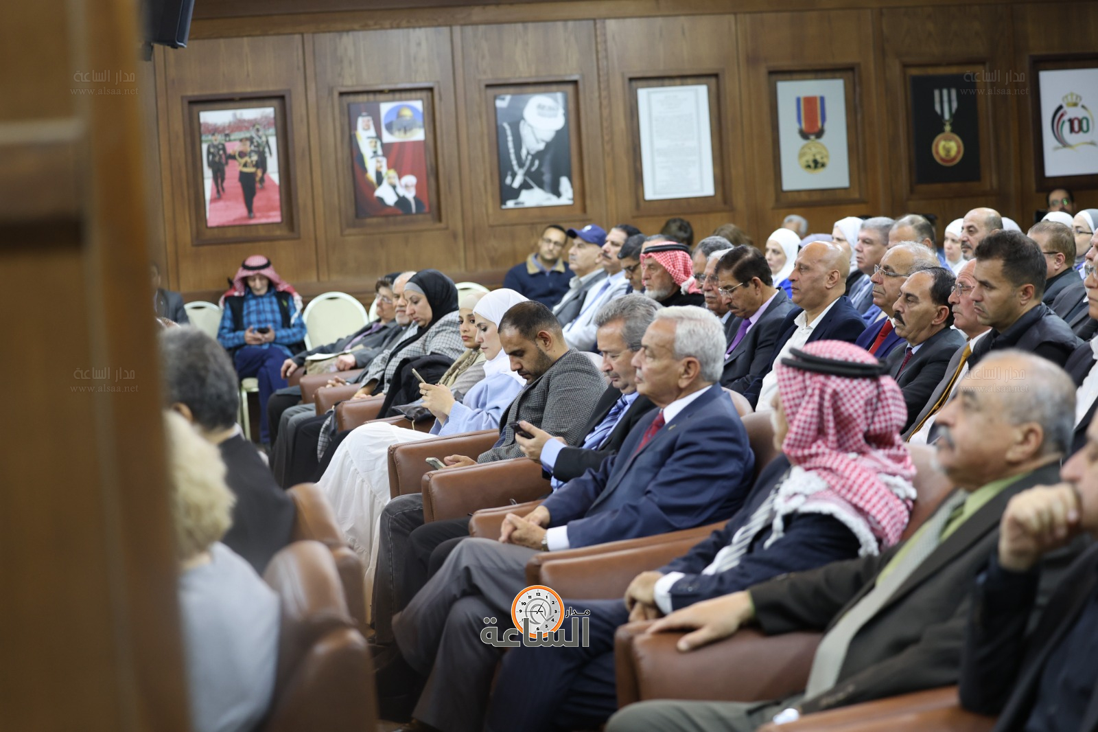 Madar Al-Saa Images 0.5098273792017807