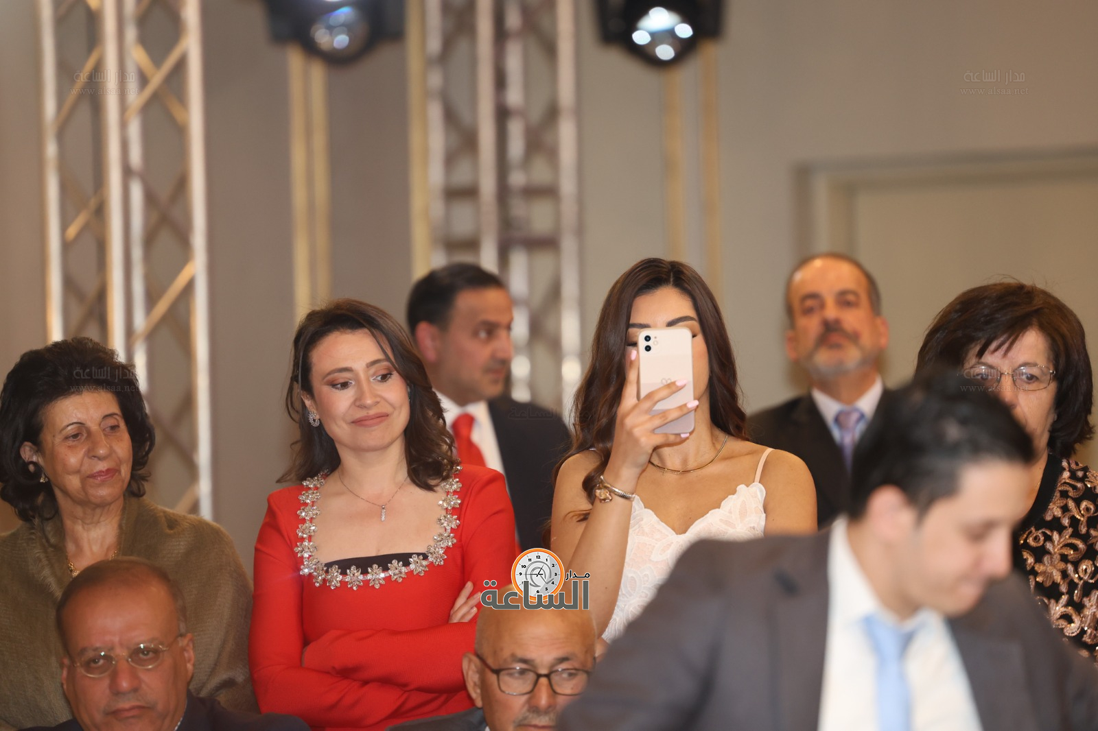 Madar Al-Saa Images 0.9544201957082667