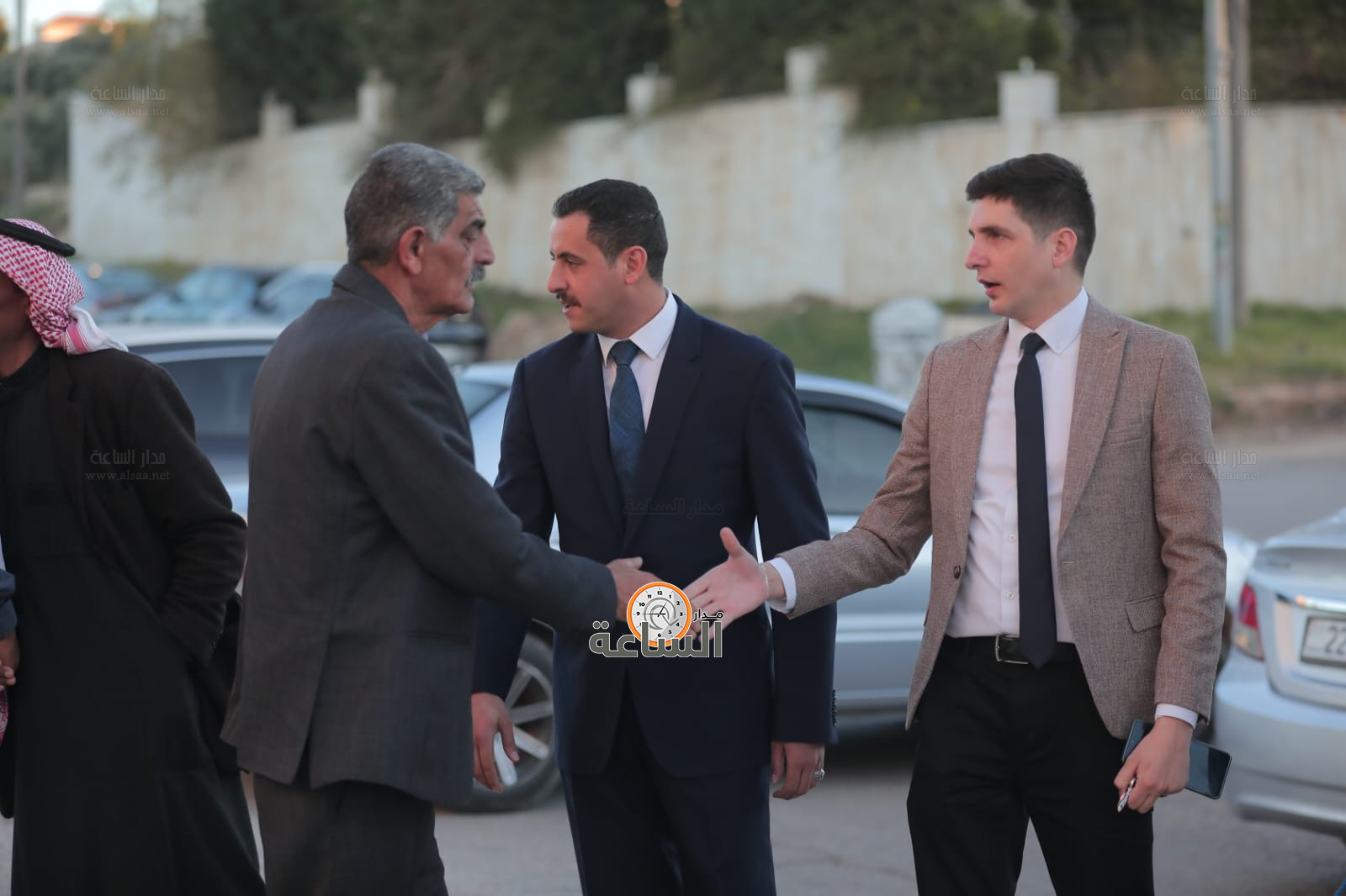 Madar Al-Saa Images 0.004106439165783682