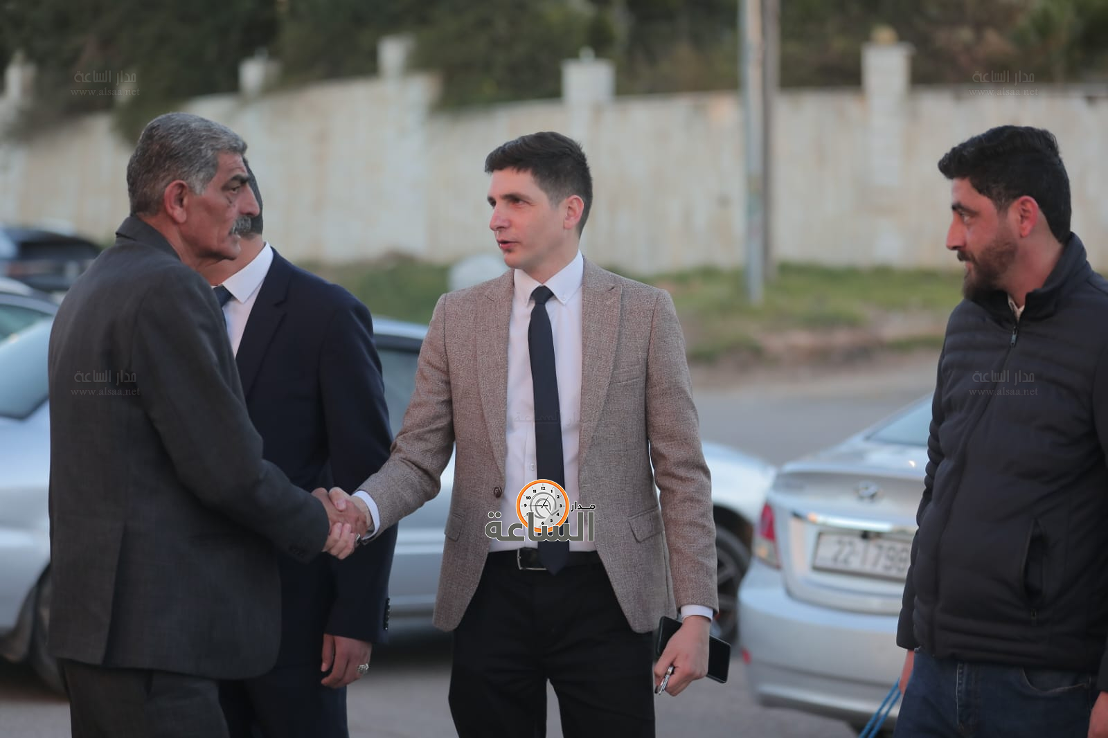 Madar Al-Saa Images 0.6528429969173417