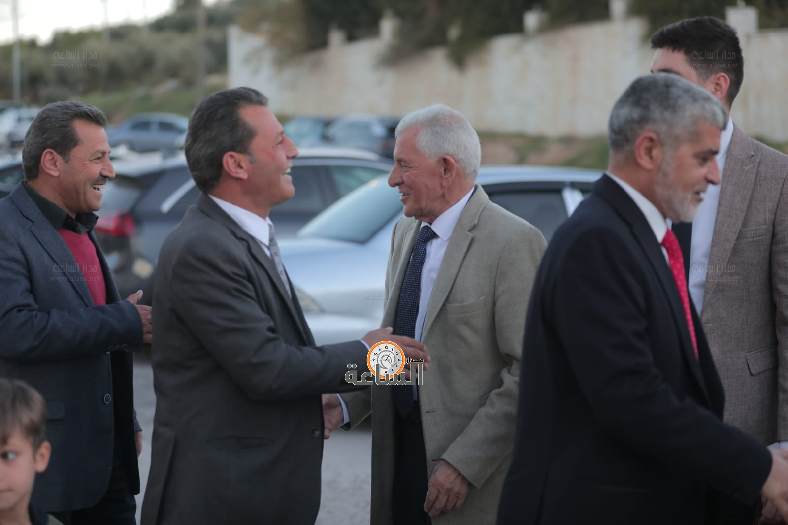 Madar Al-Saa Images 0.6994818401537504