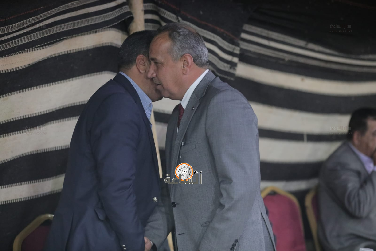 Madar Al-Saa Images 0.5586438636475326