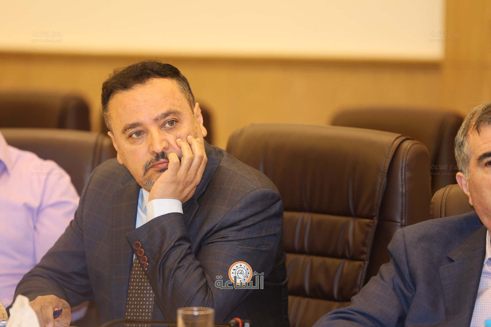 Madar Al-Saa Images 0.18087285794068975