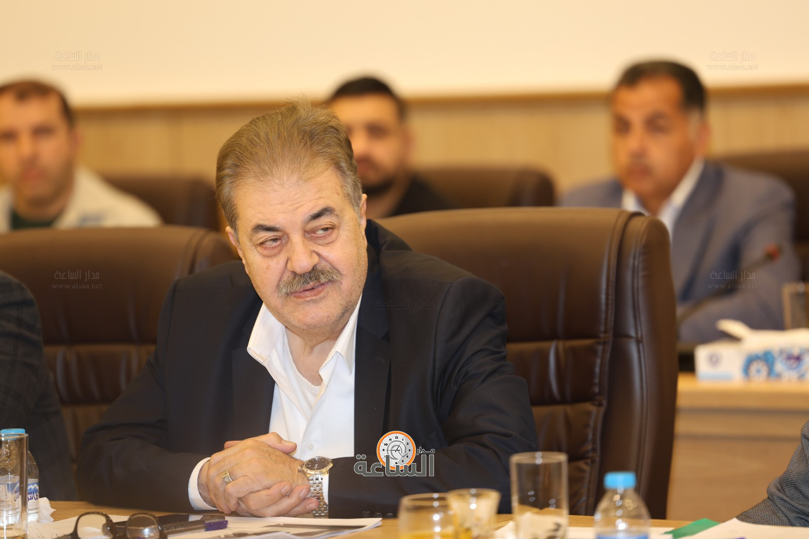 Madar Al-Saa Images 0.30546288152227596