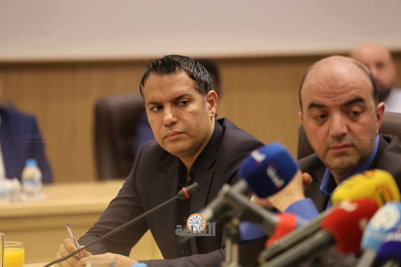 Madar Al-Saa Images 0.7324244649392175