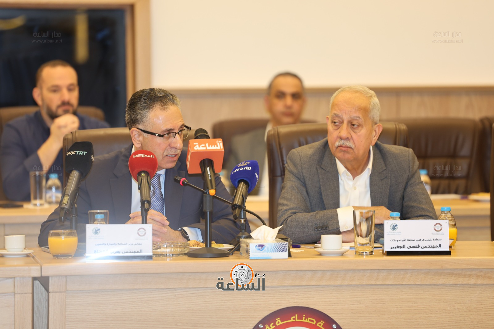 Madar Al-Saa Images 0.5455850993249705