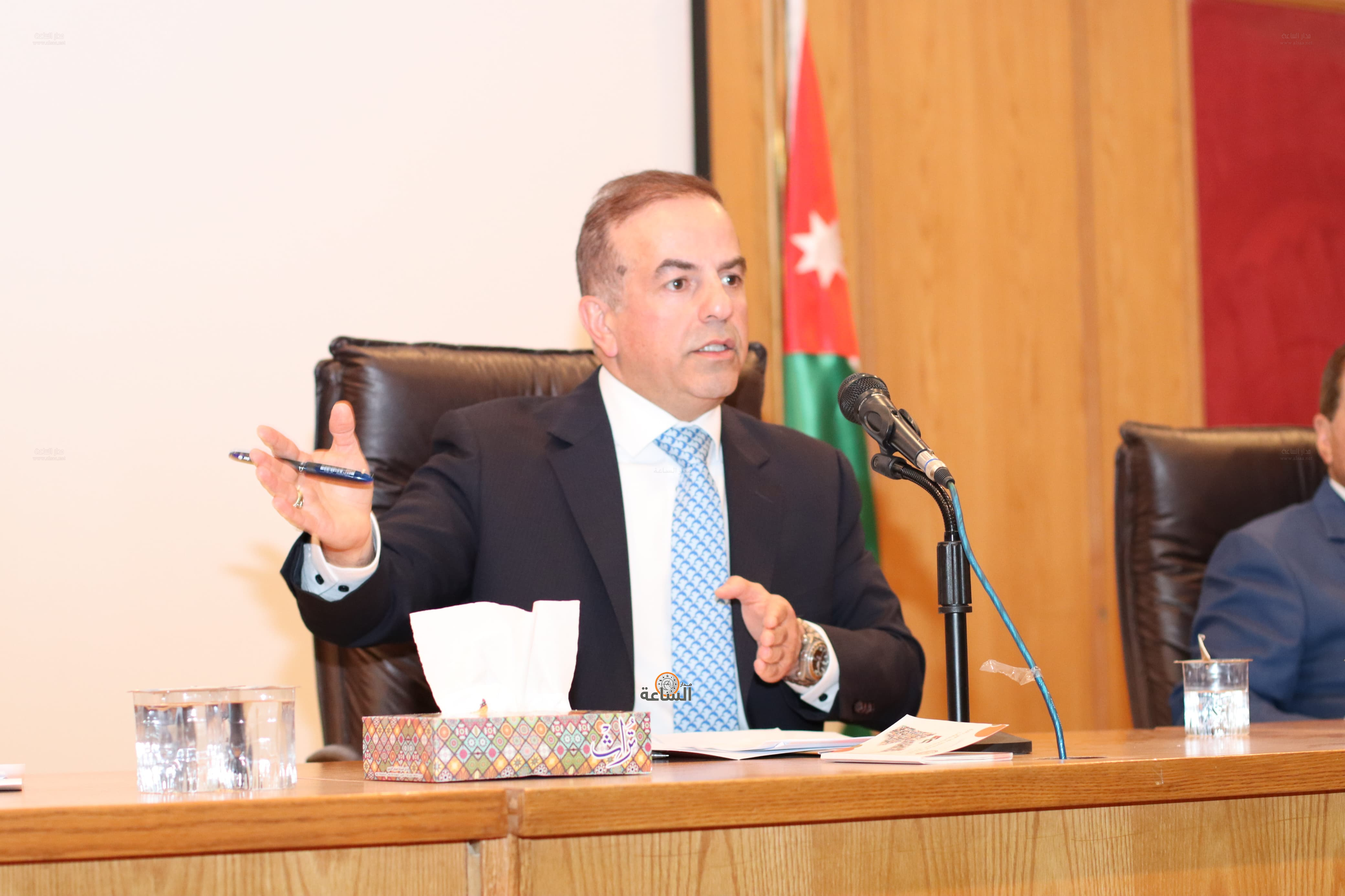 Madar Al-Saa Images 0.12945679622423611