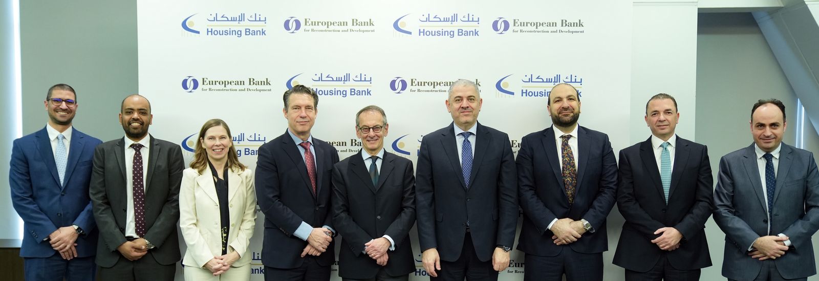 Madar Al-Saa Images 0.49571537680890165