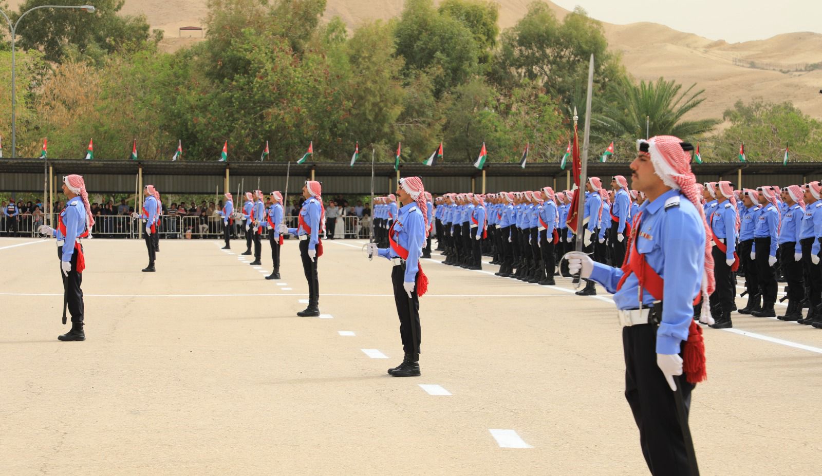 Madar Al-Saa Images 0.6712301702380518