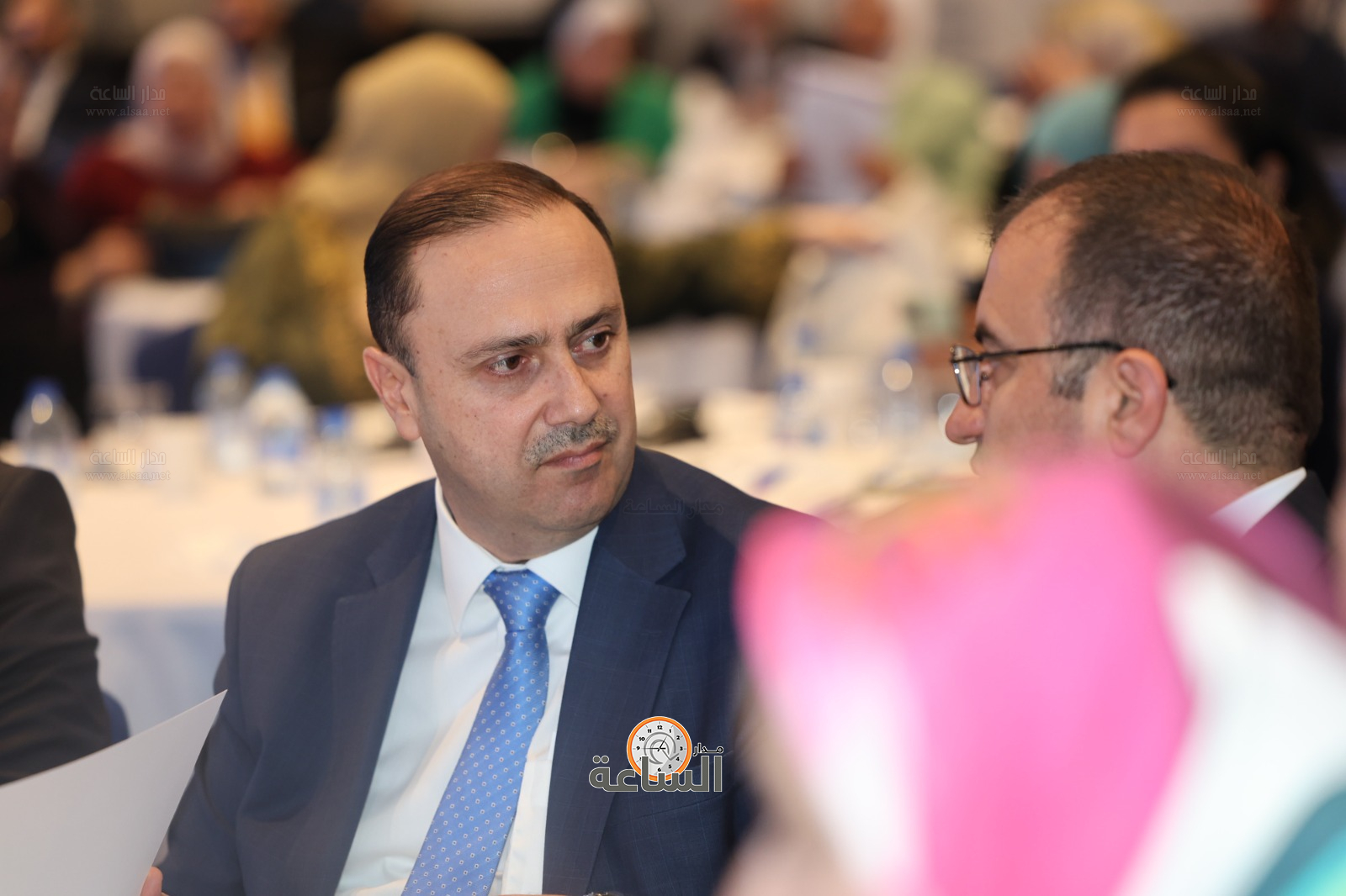 Madar Al-Saa Images 0.7148450844443195